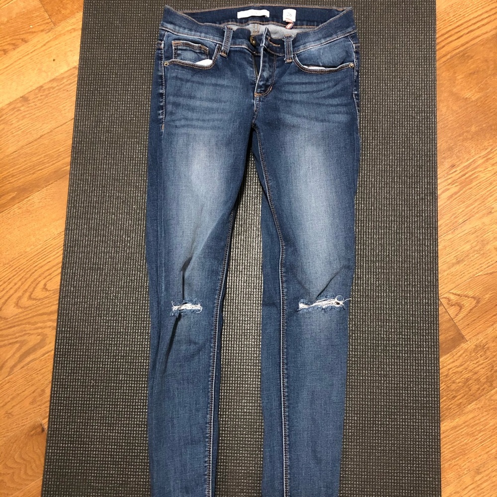 SP Black dark wash ripped knees skinny jeans